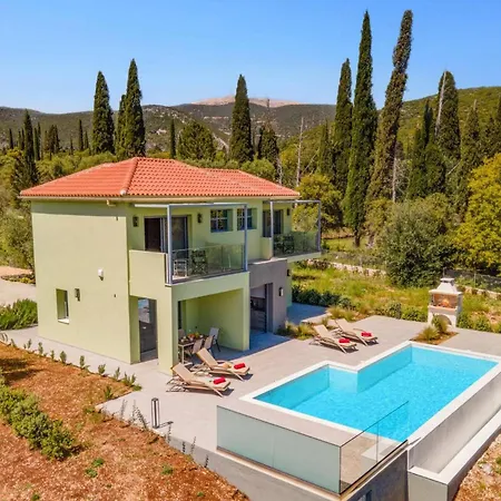 Villa Mandolin By