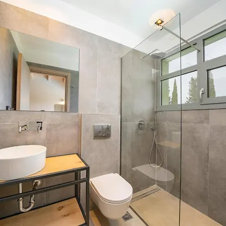 Mandolin By Villa Sami (Kefalonia)